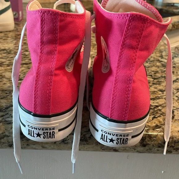 🩷Pink Platform High top Converse 8.5Like new condition. All star Lift. - Picture 8 of 8